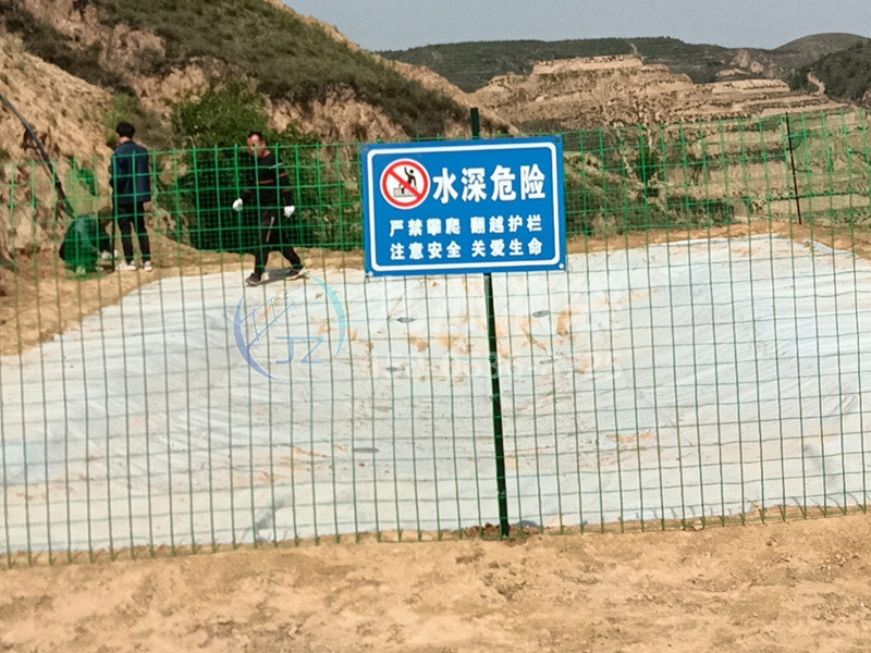 集雨水窖