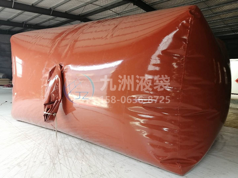 覆罩式软体沼气池